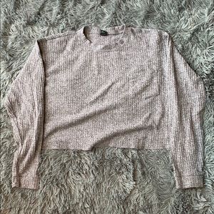 Gray long sleeve crop top